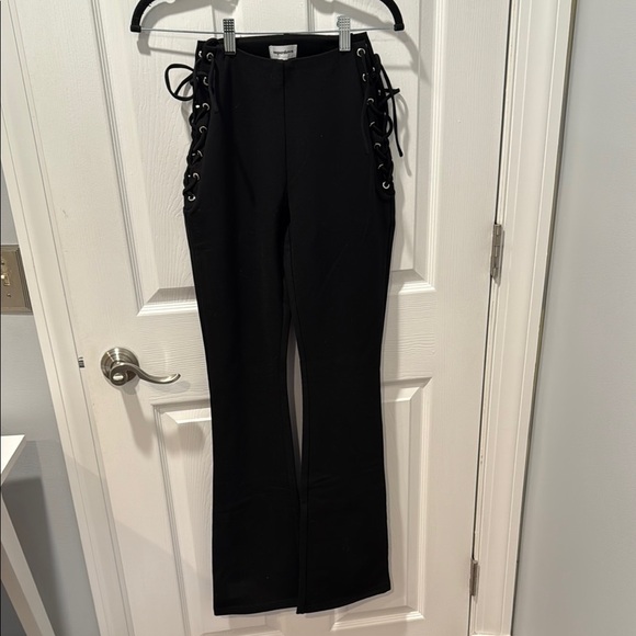 Superdown Lace Up Pants - Picture 2 of 7